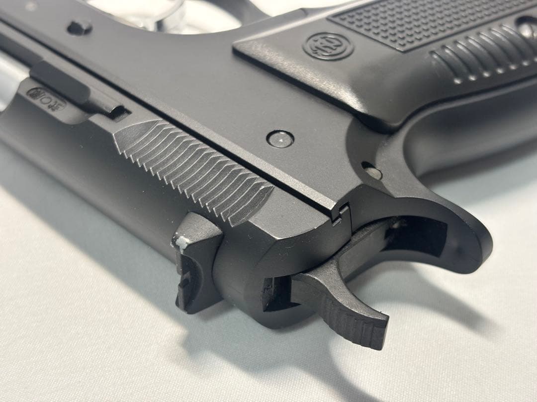 Carbon8 Cz75 CO2 漢字刻印