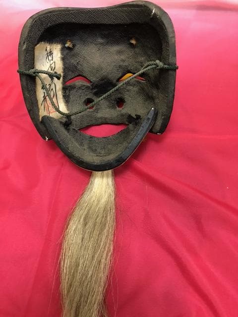 壁掛け能面ーー骨董品ーー掘り出し物