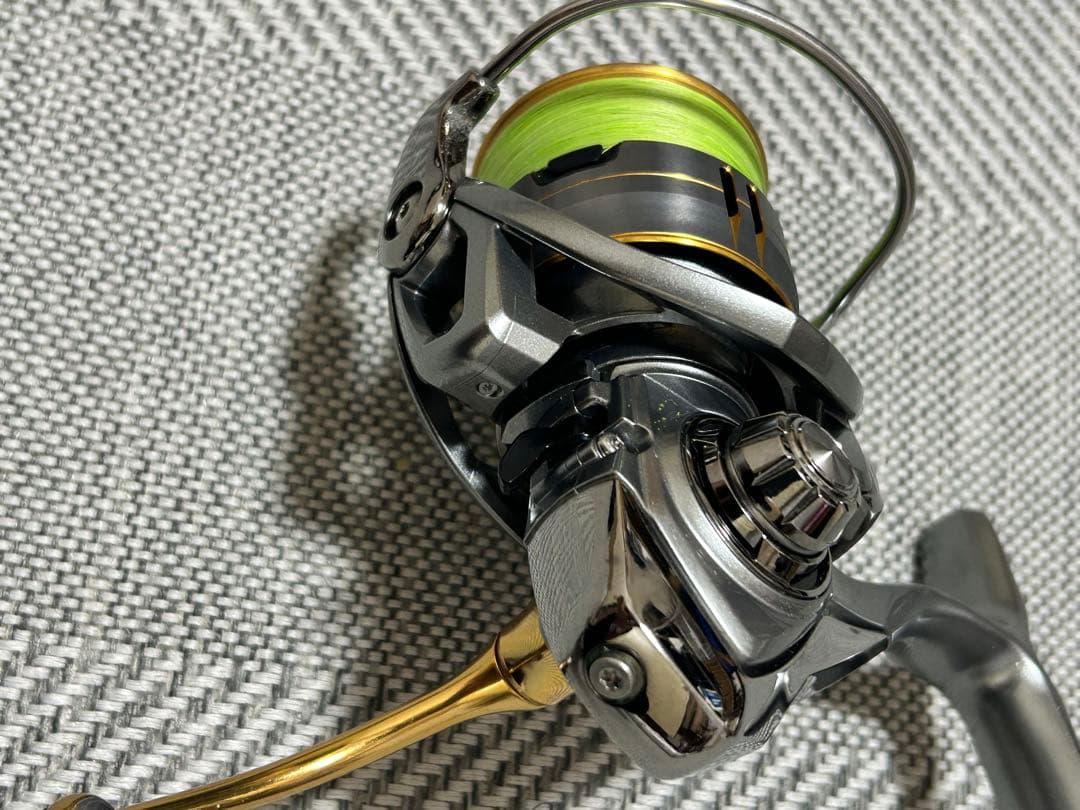 フリームス18 LT3000S-CXH スピニングリール