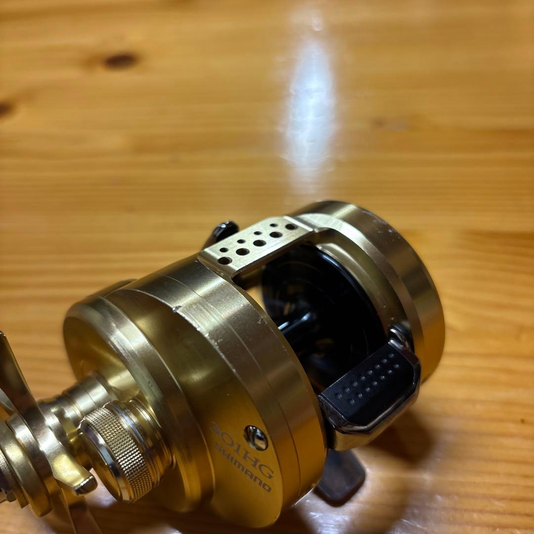 Shimano オシアコンクエスト301HG 両軸リール ゴールド