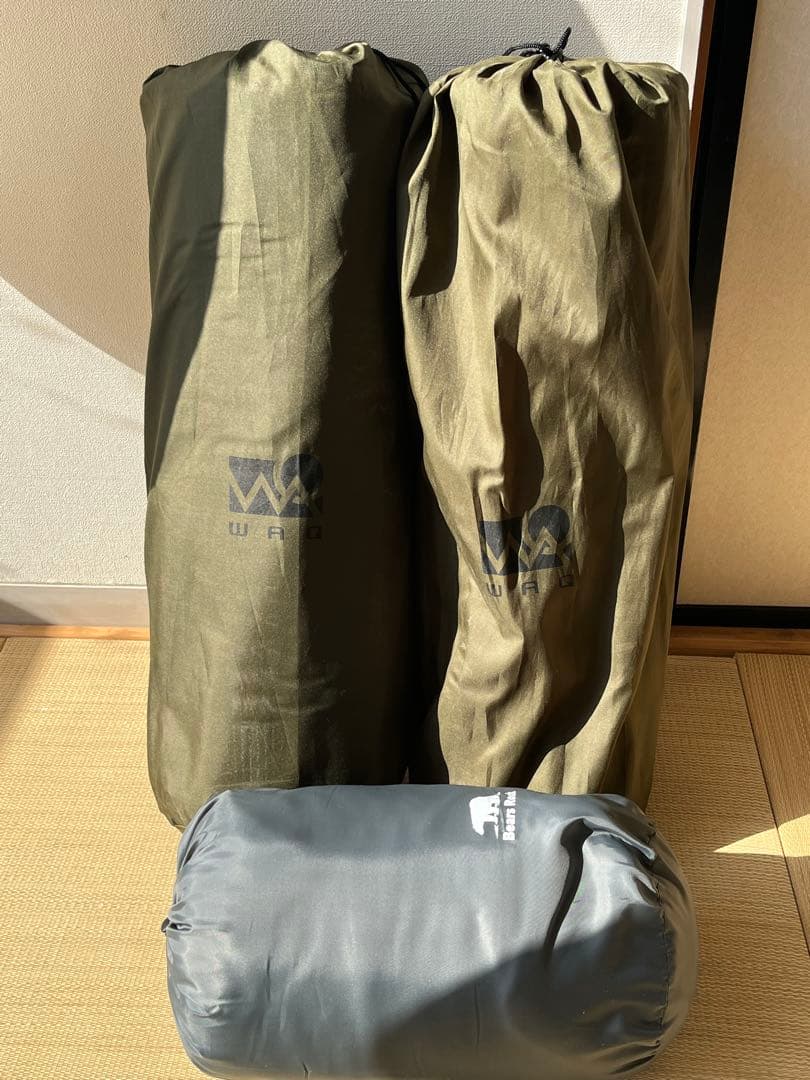 Bears Rock 寝袋　封筒型とマミー型