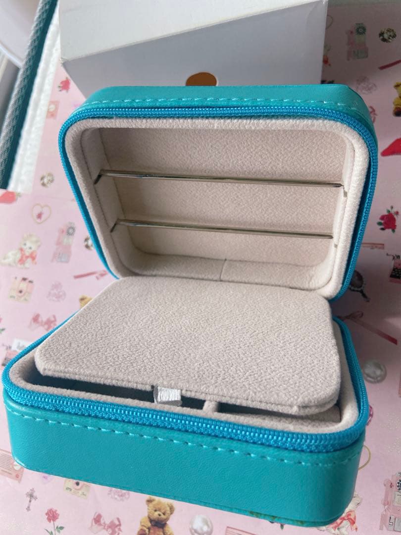 【最終値下】トロールビーズ　コレクションケース　ターコイズブルー　青　あお　黒