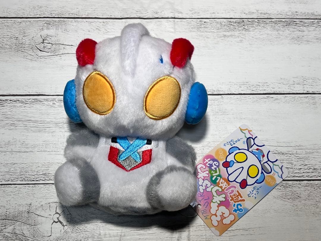 ふわふわお座りぬいぐるみ　ウルトラマンエックス