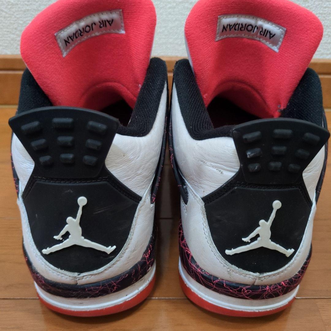 Air Jordan 4 ホワイト/ブラック/レッド