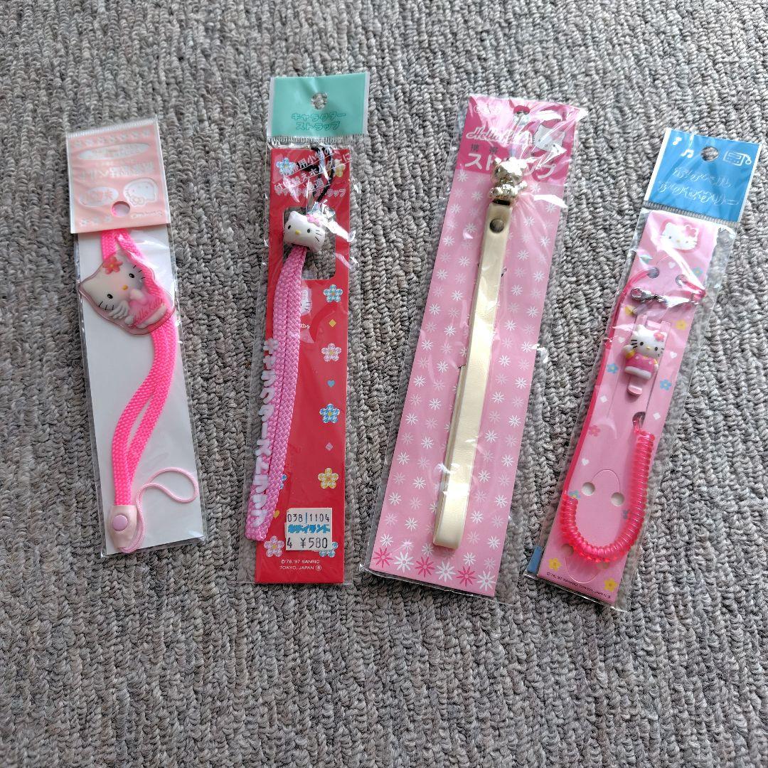 新品未使用　ハローキティ ストラップ 12個セット
