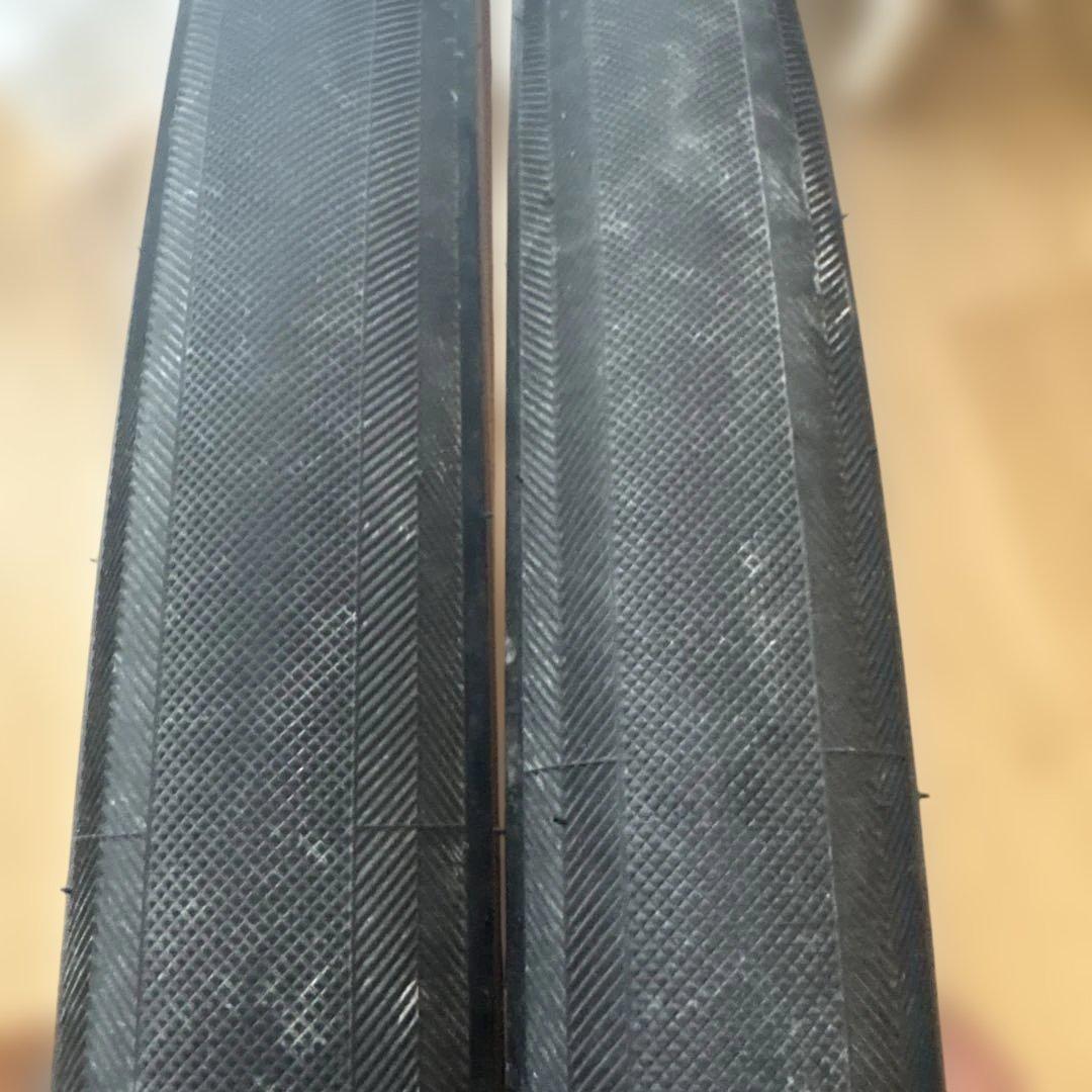 シムワークスbyパナレーサー　VOLUMMY 700×38C 2本セット