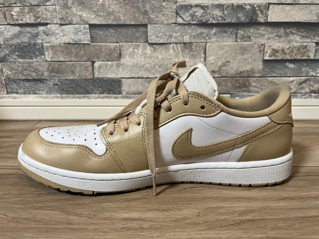 ゴルフシューズ　29 センチ　Nike Air Jordan ベージュ/ホワイト