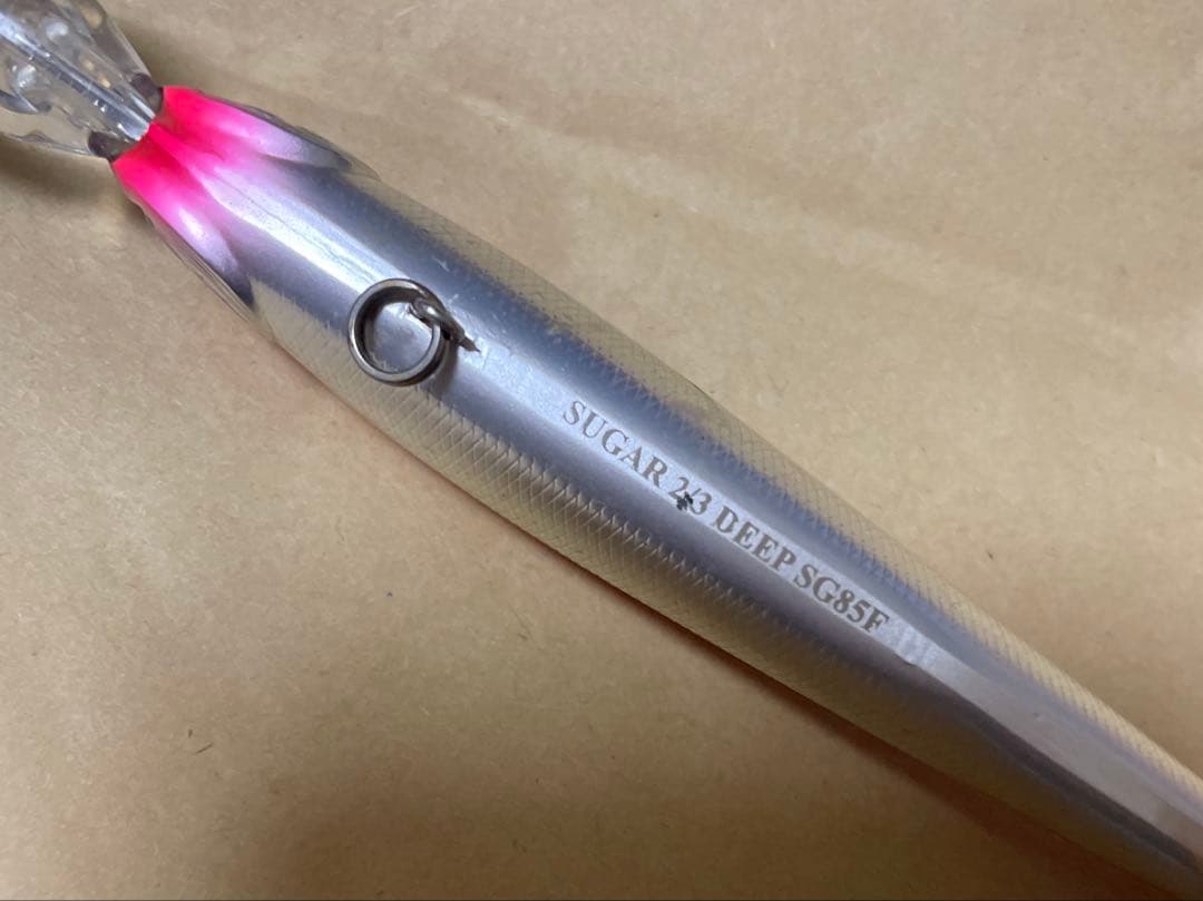 サクラマス　シュガーディープ　ツーサーズ　ティモン　トリコロール　メガバス