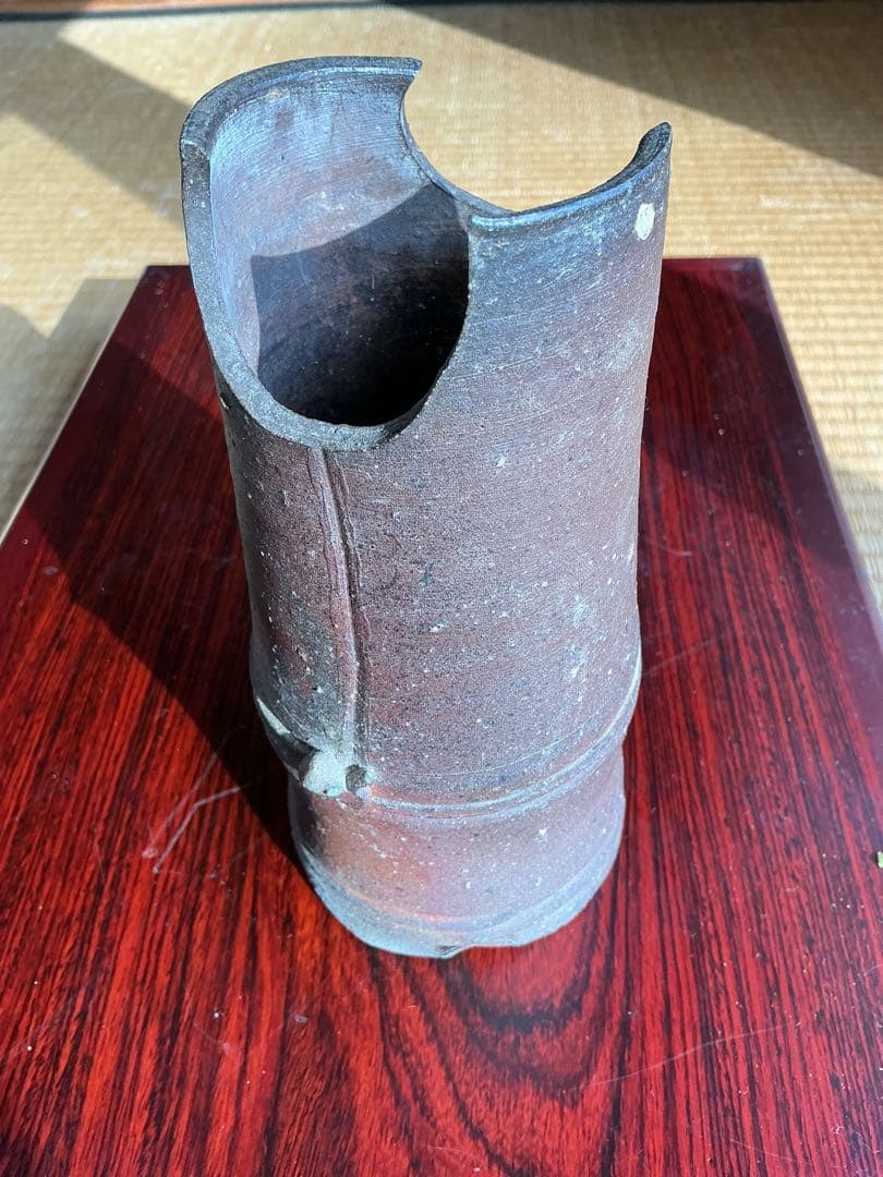 備前焼　陶器製円筒形花器　竹型　箱はありません