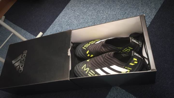 交渉可。サッカースパイク