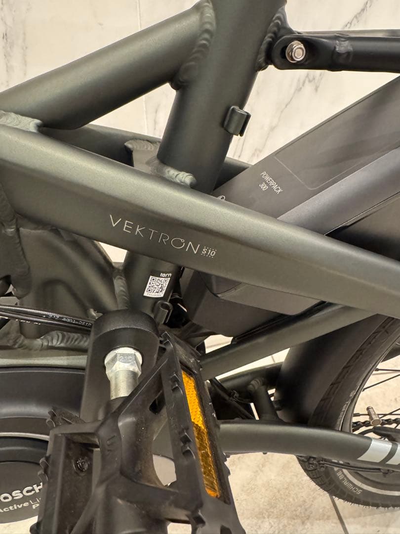 TERN 電動アシスト自転車　VEKTRON S10