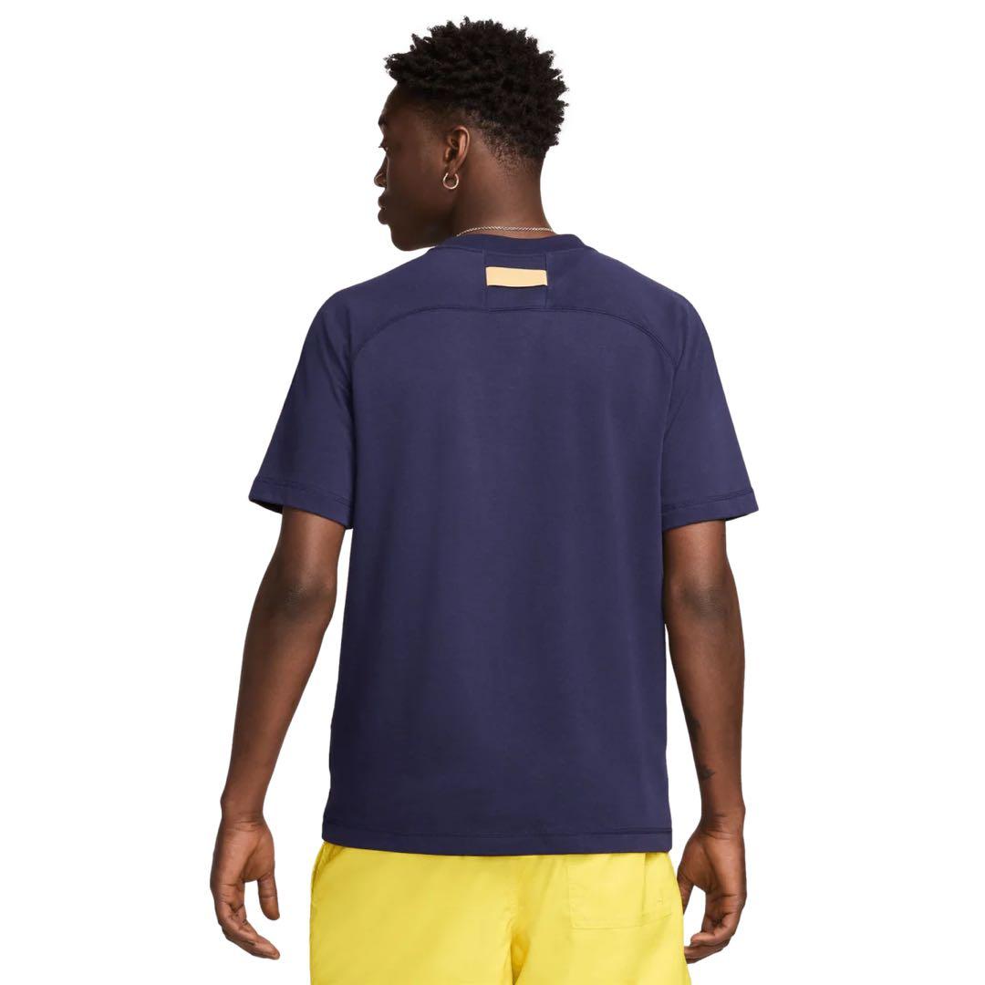 【日本未販売・現地購入】サッカー フランス代表 エンブレム入り Tシャツ Ｍ