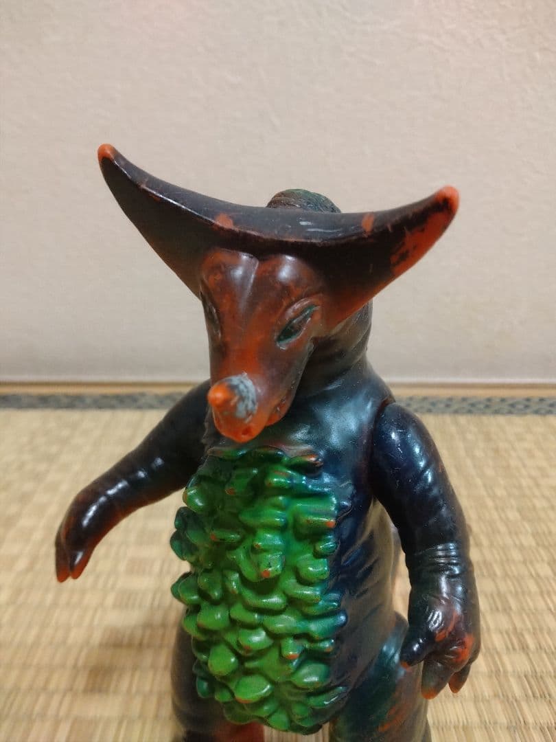 マルサン　ソフビ　ゴモラ　当時物　ウルトラマン　ブルマァク