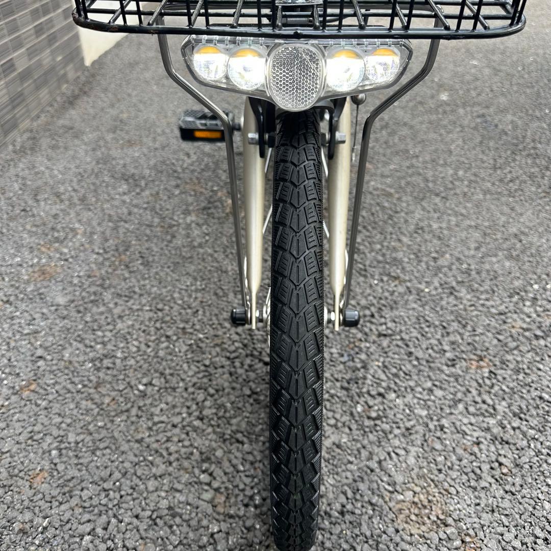 最終価格パナソニック現行ビビ電動自転車 新基準8Ahバッテリー　前カゴ付き
