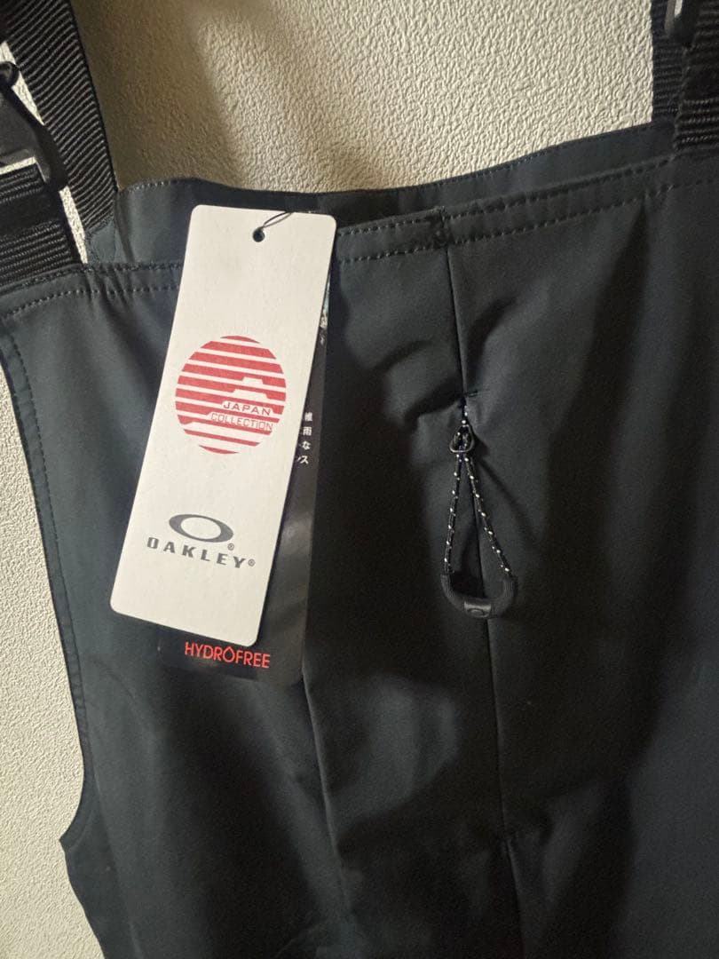 【新品・定価2.9万】オークリー スノボウェア つなぎ　ブラック XL