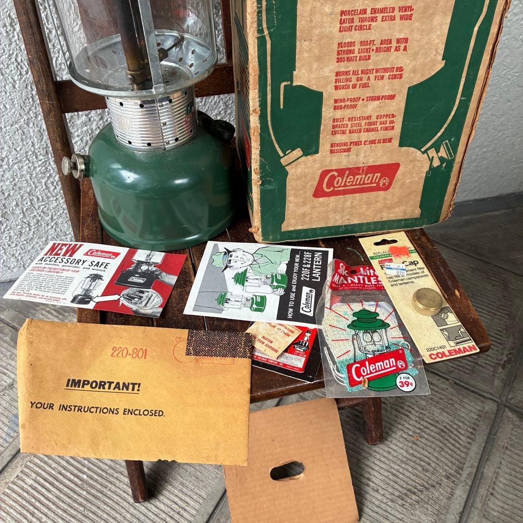 箱付き70's Coleman コールマン220F ランタン　70年3月USA