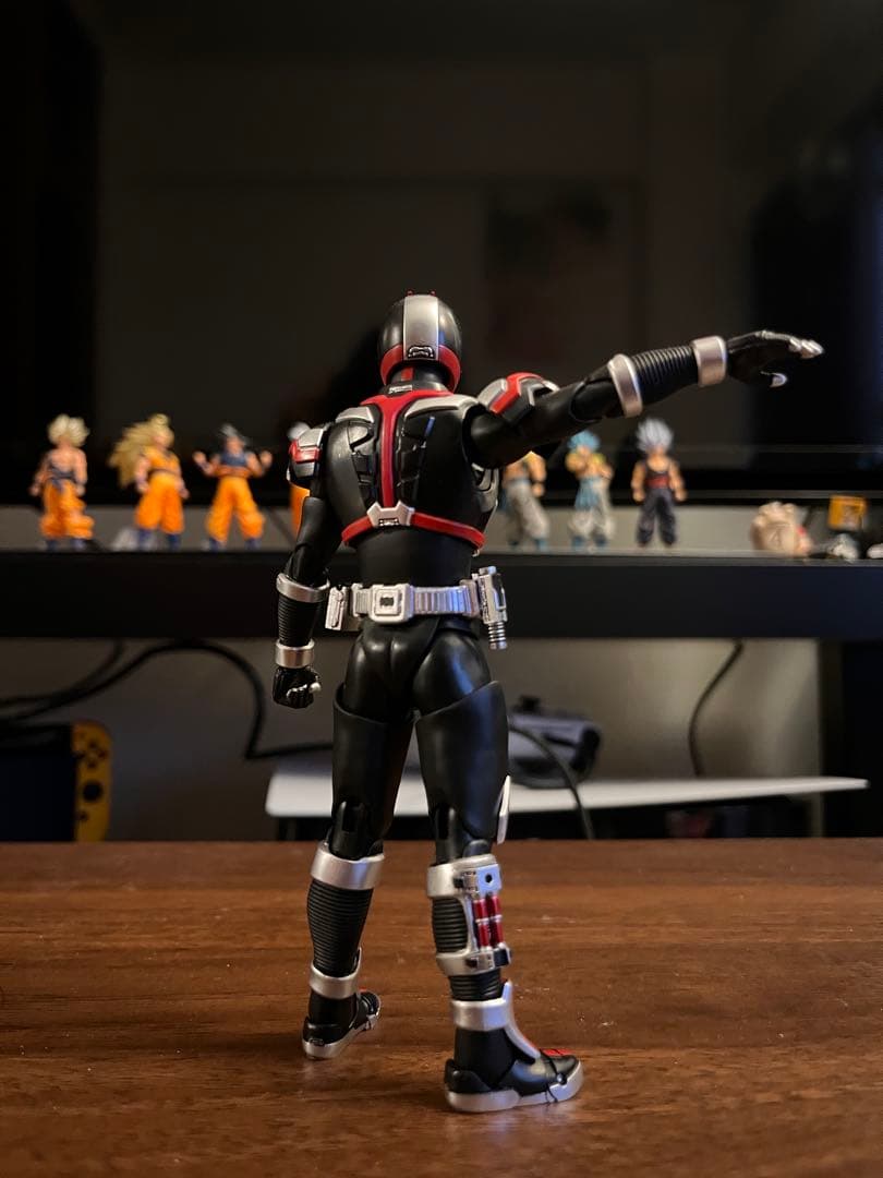 S.H.Figuarts 真骨彫　仮面ライダーファイズ＆仮面ライダー装甲響鬼