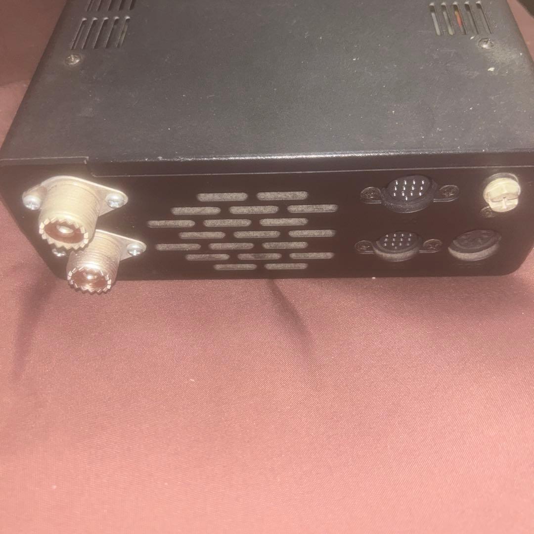 ICOM AT-180 HF/50MHオートアンテナチューナー動作未確認