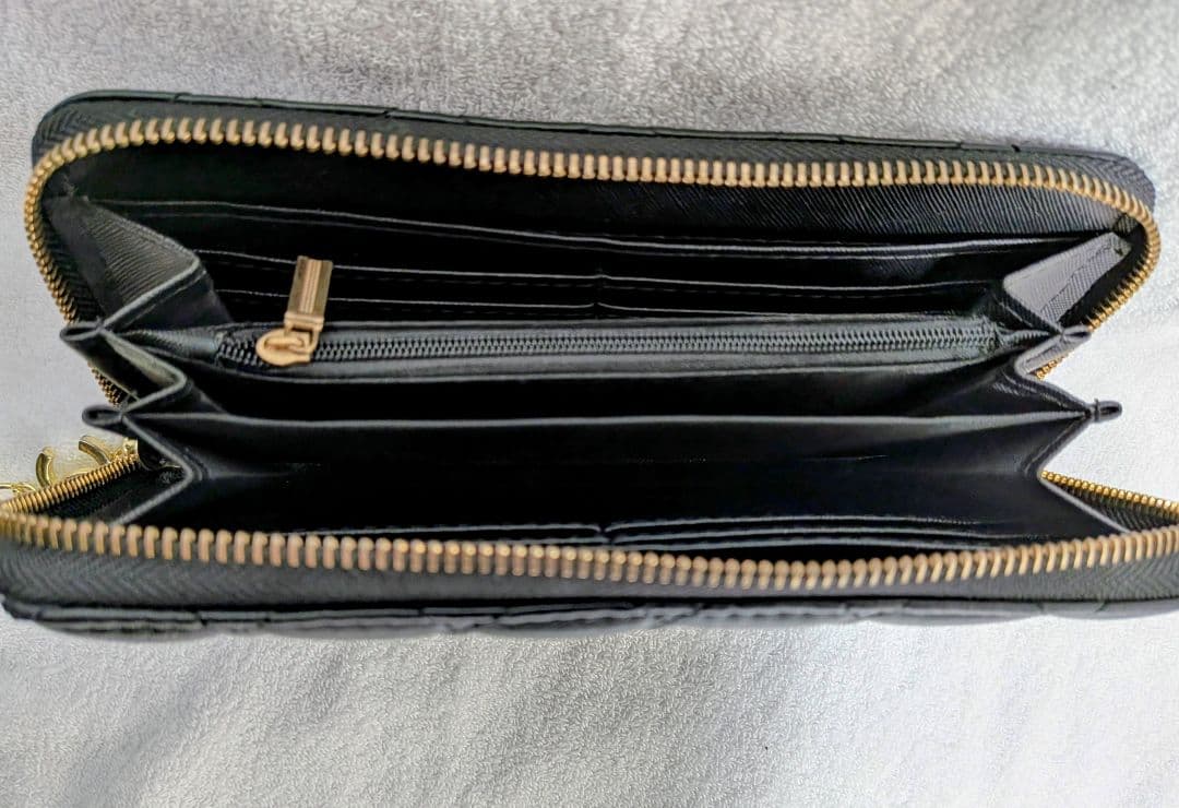 CHANEL　ノベルティ長財布