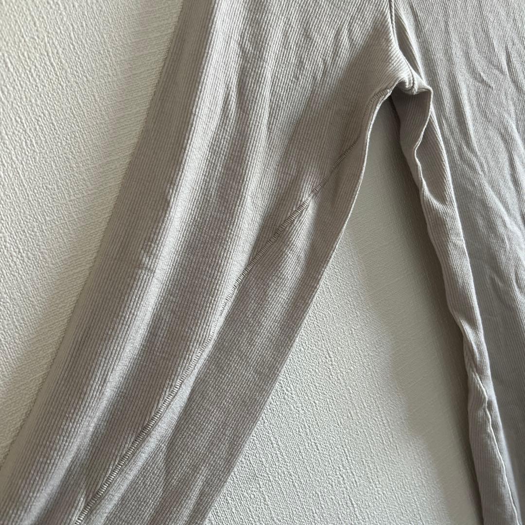 ルルレモンHold Tight Turtlenec新品サイズ8