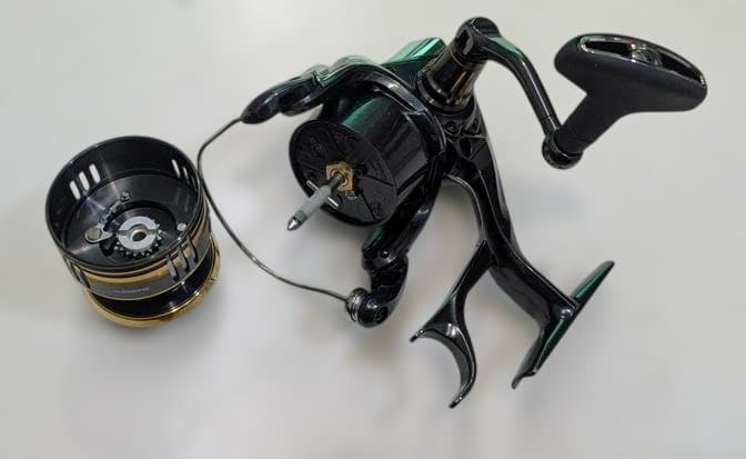 シマノ レバーブレーキリール 23BBX デスピナ C3000DHG