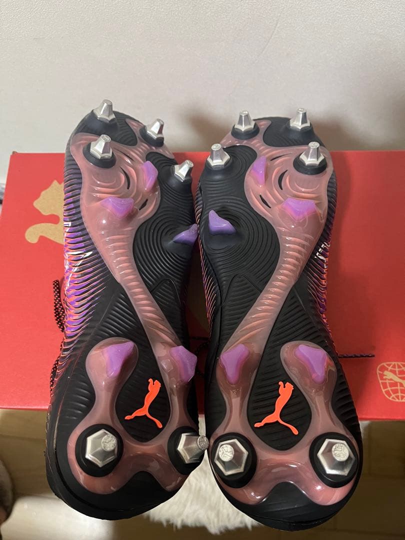 新品未使用！　PUMA FUTURE 8 ULTIMATE MxSG 26cm