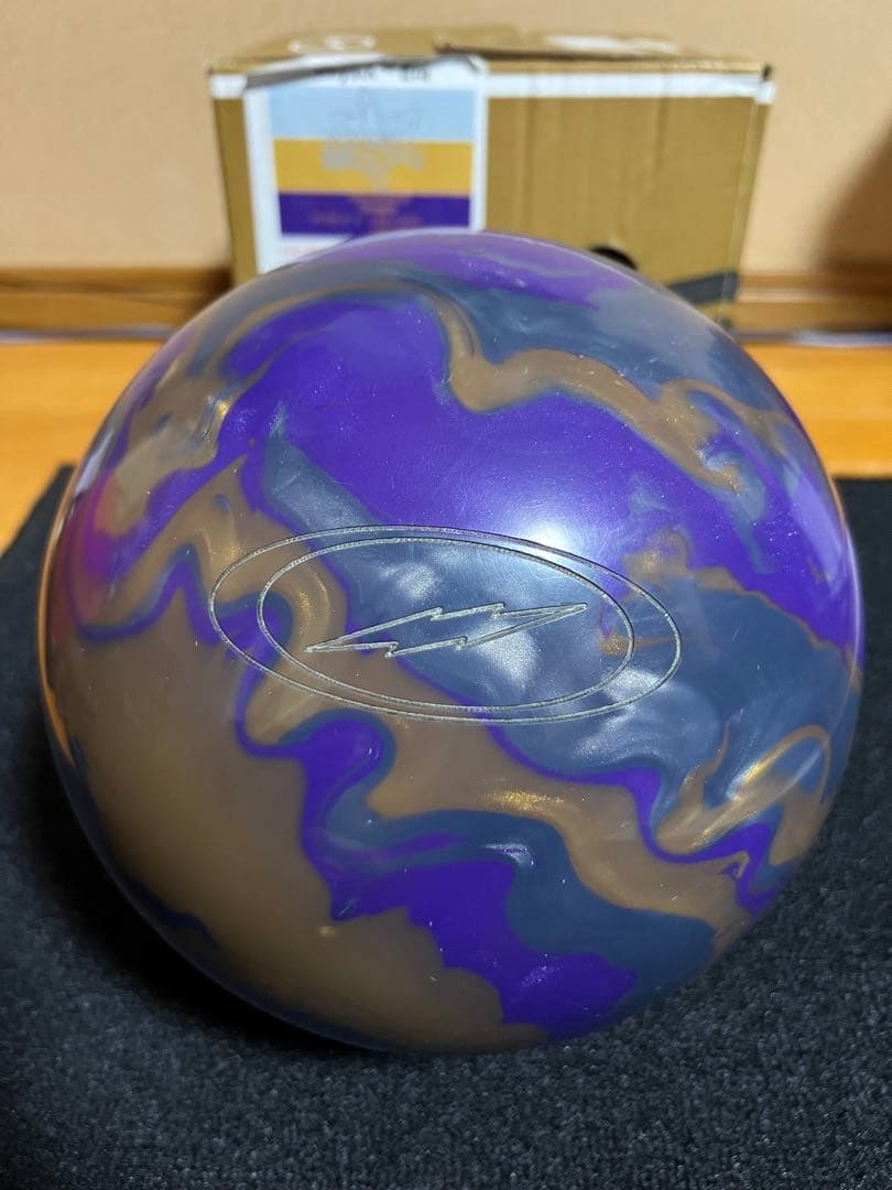 ボール STORM PHYSIX ERA 14p