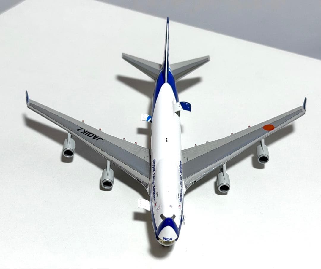 全日空商事 1/200 B747-400F NCA ジオラマ　KZD44402