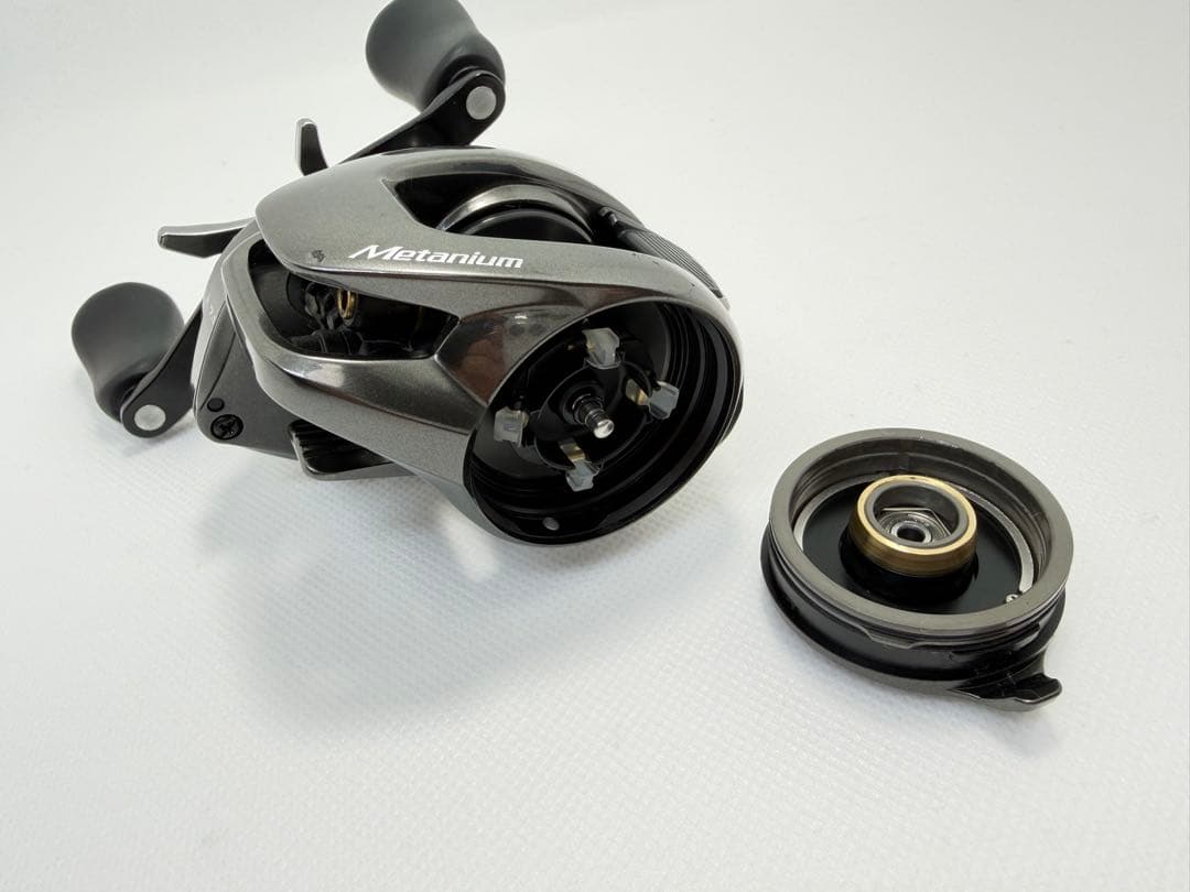 美品　シマノ 20 メタニウム HG nium SHIMANO