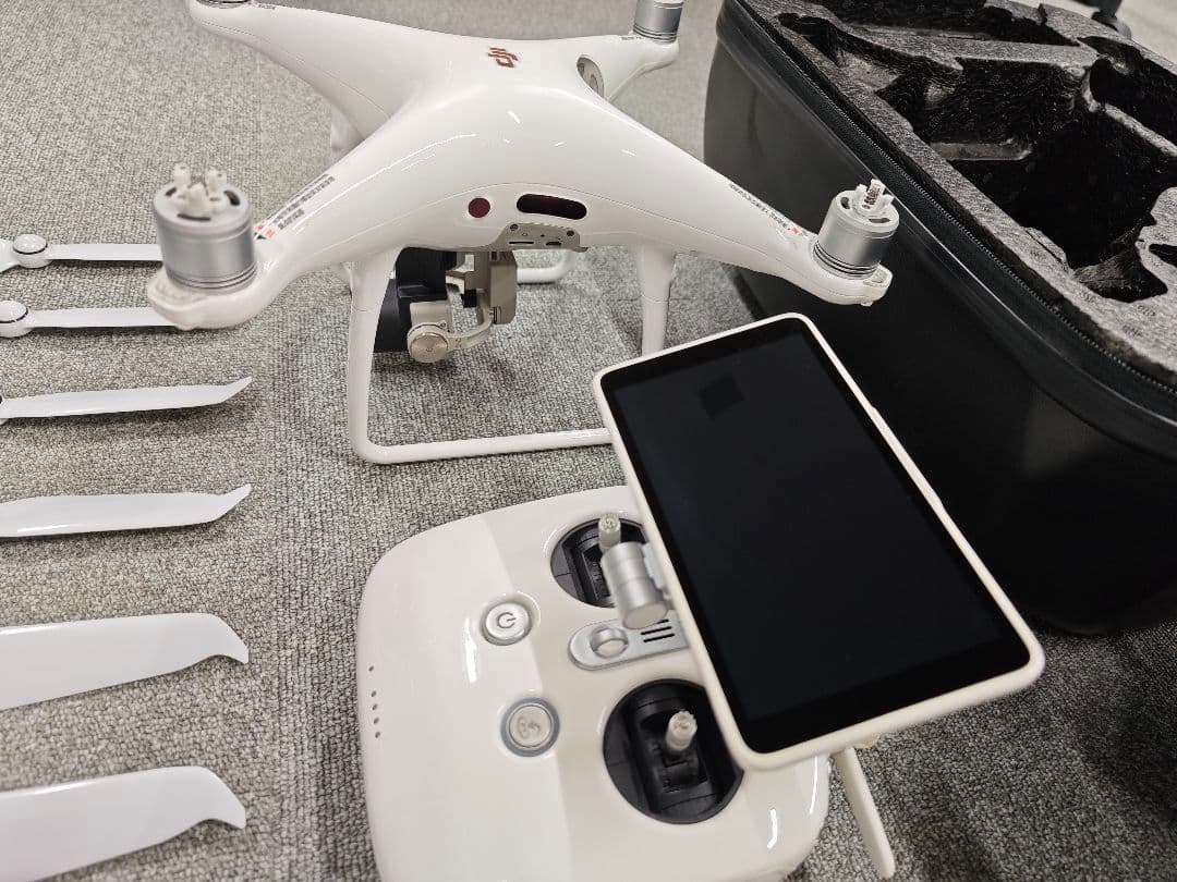 航空機・ヘリコプター DJI PHANTOM4 PRO V2.0