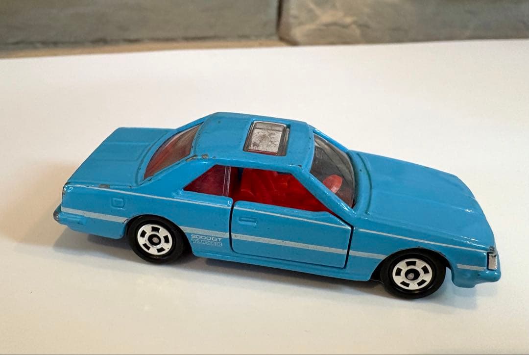 トミカ 日本製 ニッサン スカイライン 2000 ターボ GT-ES