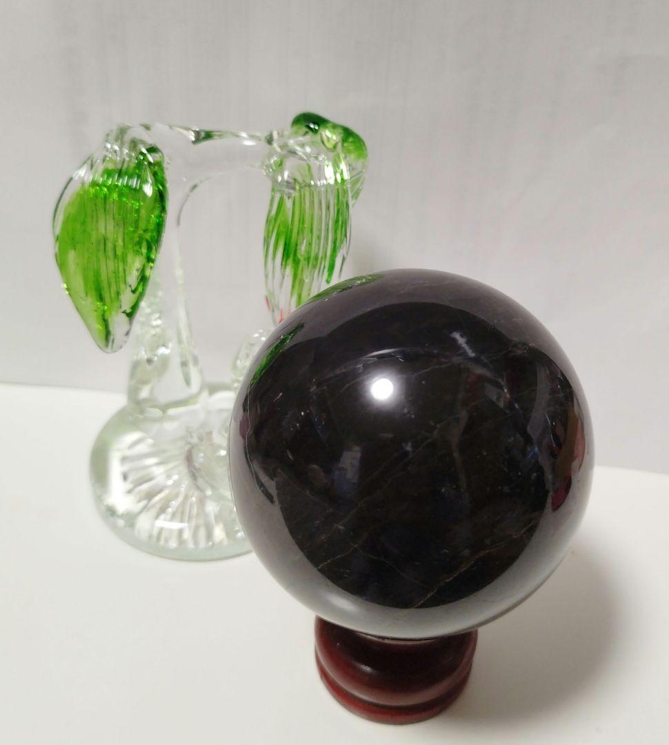最強のパワーを発揮する天然石モリオン(黒水晶)光を当てても透け無い真っ黒本物です