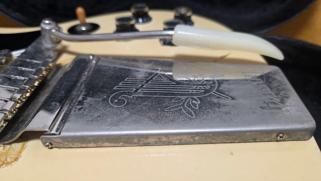 Gibson SG モデル品！1962年オリジナルプレート搭載！クリームボディ