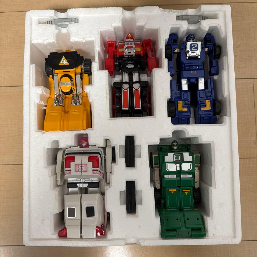 DX VRVロボ 激走戦隊カーレンジャー 超合金 バンダイ