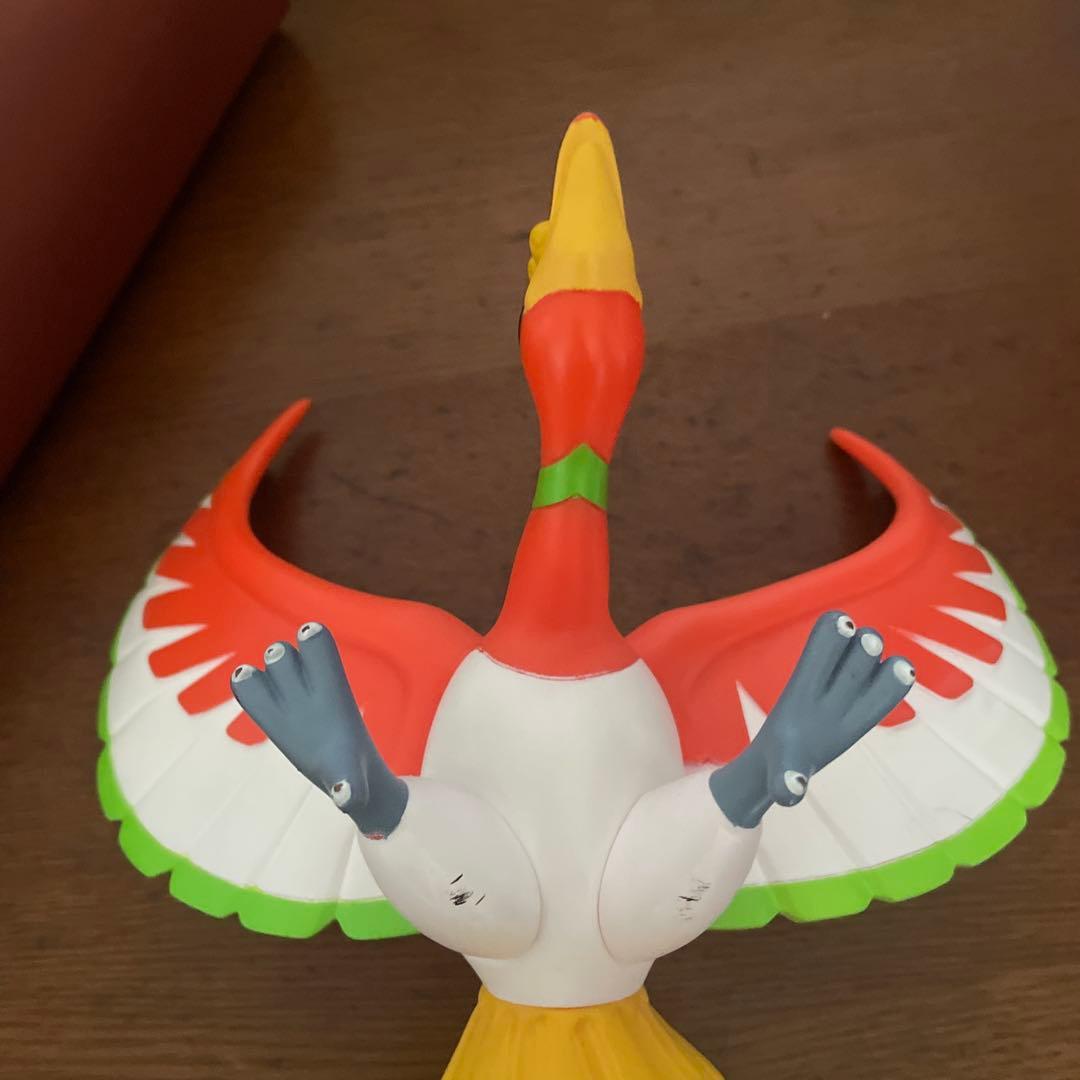 ホウオウ　フィギュア
