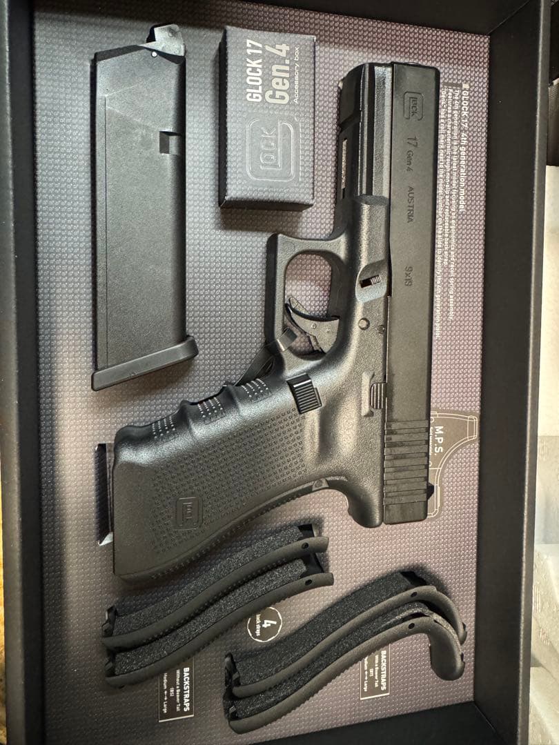 東京マルイ製　GLOCK 17 Gen.4 ガスブローバック