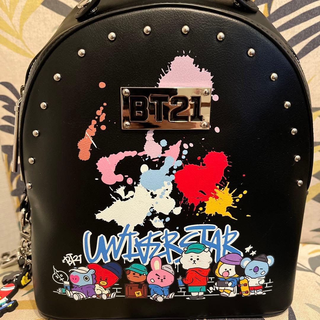 美品　サマンサベカ　バンタン　BT21 TATAチャーム　ブラック　BTS