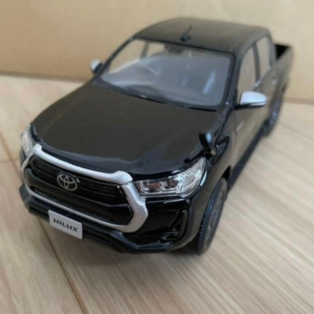 トヨタ ミニカー HILUX ②
