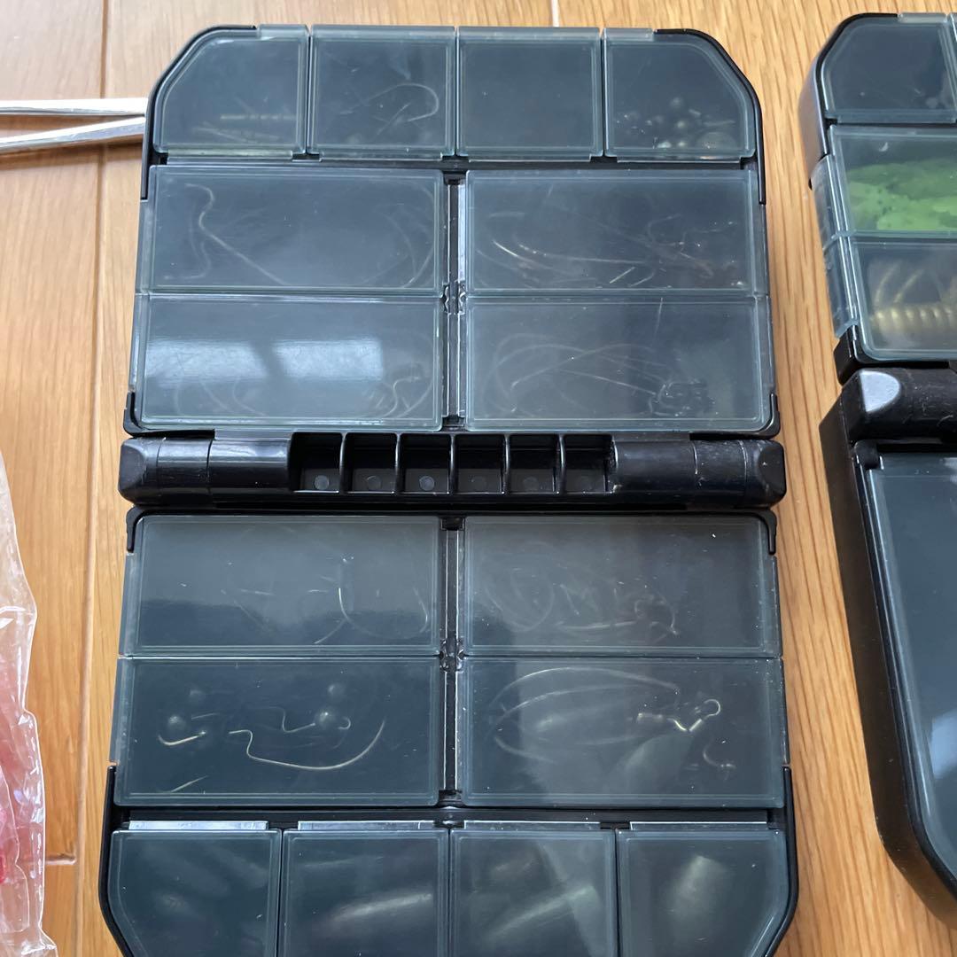 まとめ売りバスルアー フロッグ ワーム フックシンカー類　ケース付き