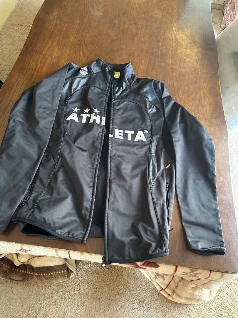 ATHLETA 上下セット Lサイズ
