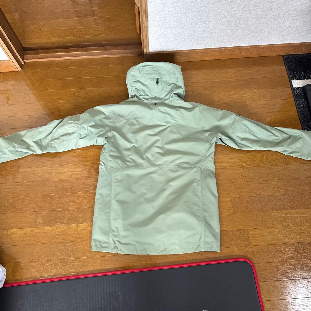 Burton [ak] GORE-TEX ジャケット