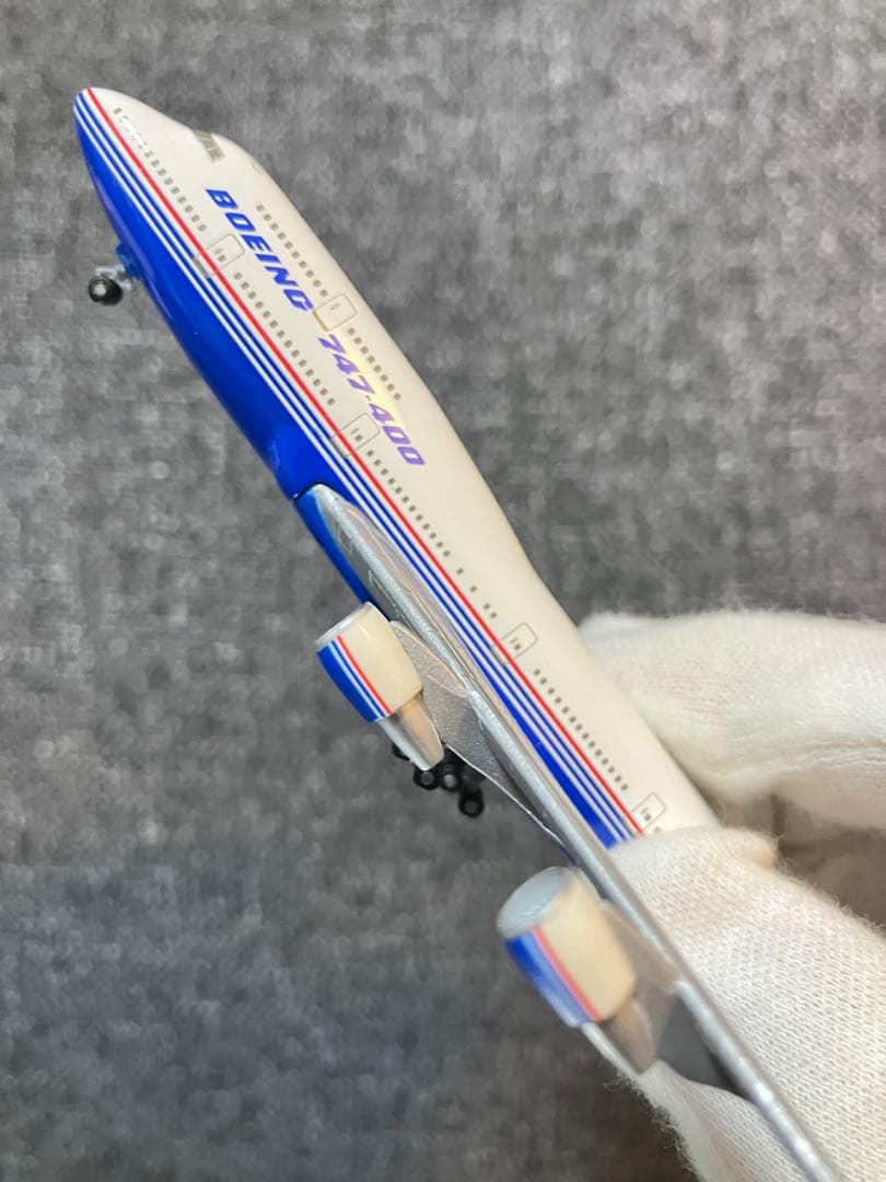 【新品】【絶版】 herpa B747-400 ハウスカラー 1/500