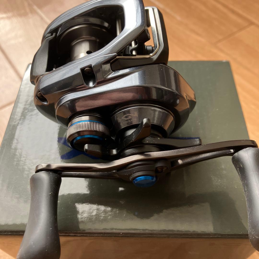 SHIMANO SLX 70 ベイトリール