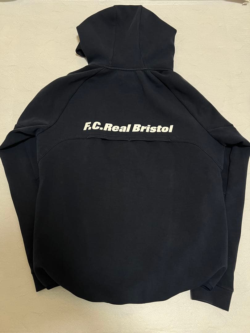 F.C.R.B. ベンチレーション パーカー L 紺 ラウンド最適