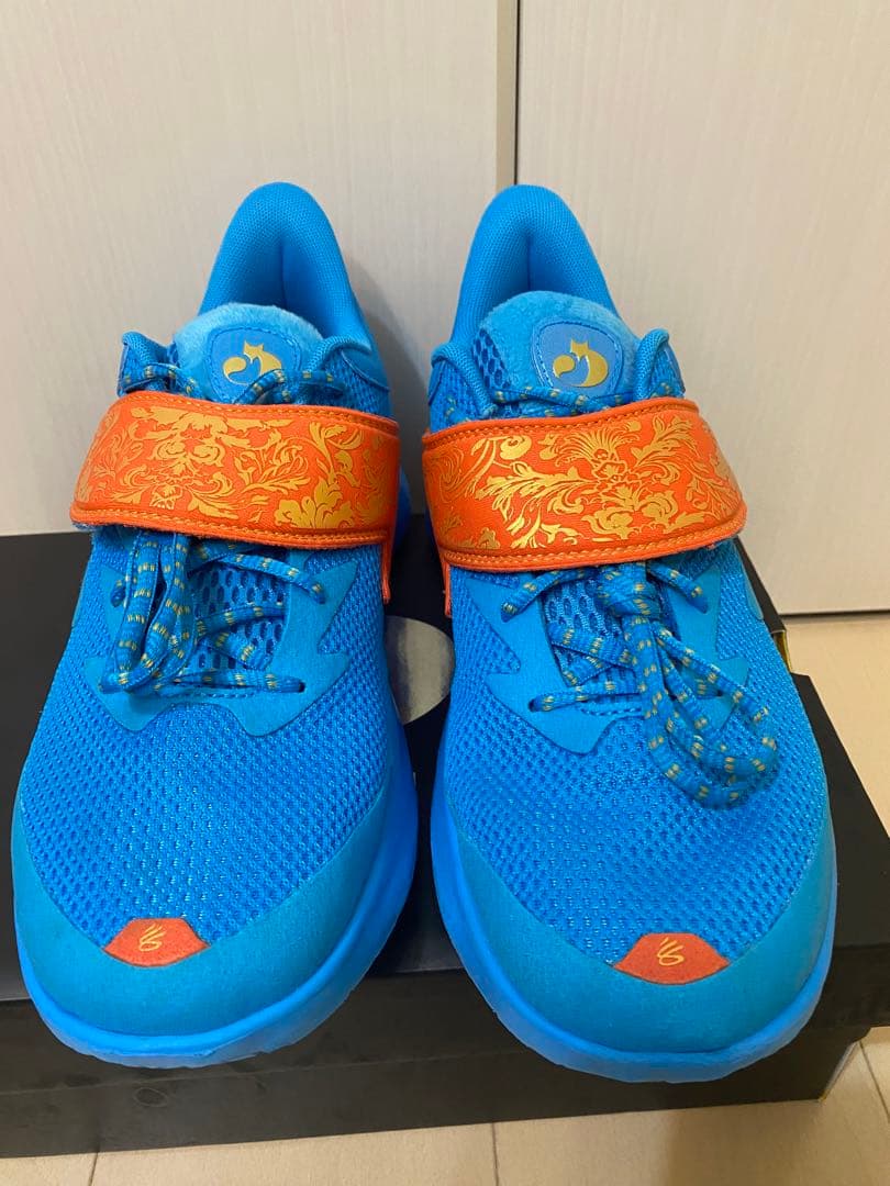 シューズ(男性用) UNDER ARMOUR FOX 1