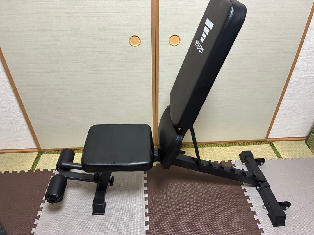 STEADY トレーニングベンチ ブラック