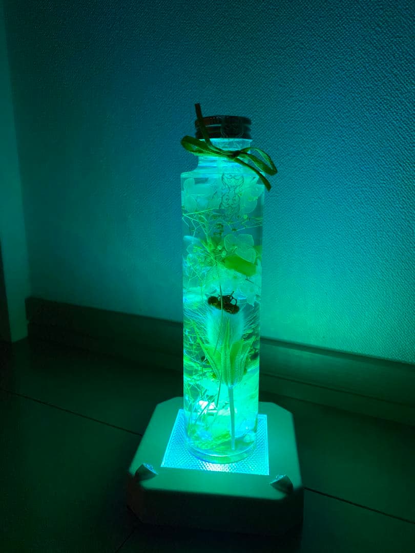 ハーバリウムトールテコラとペーパーナノLEDディスプレイライト