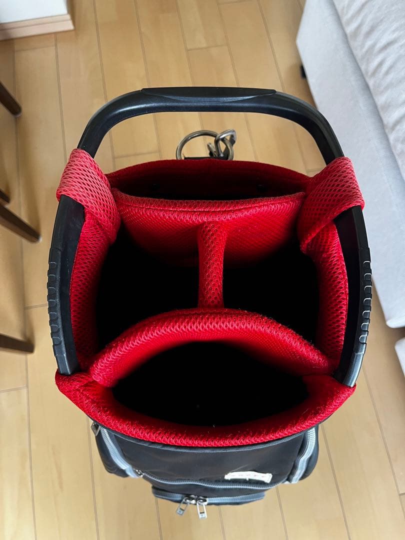 専用　大人気　美品オノフ　ONOFF ブラック　カートキャディバッグ　軽量　9型
