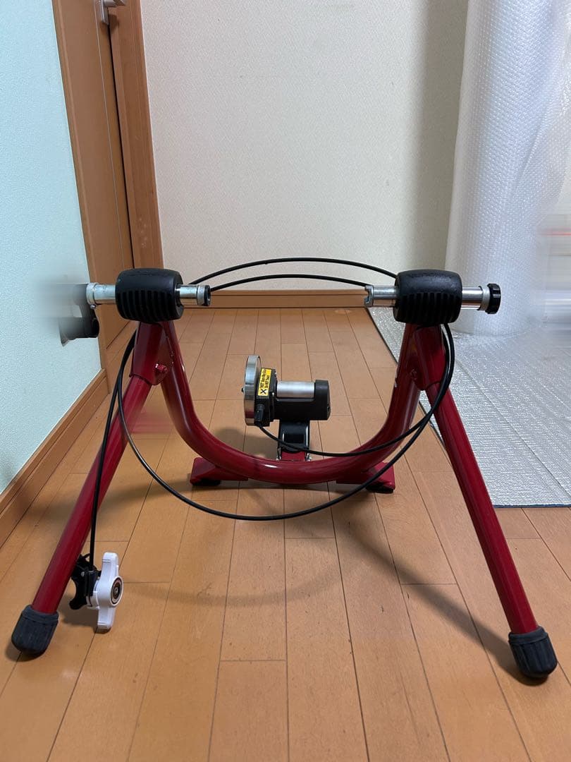 MINOURA ローラー台 赤