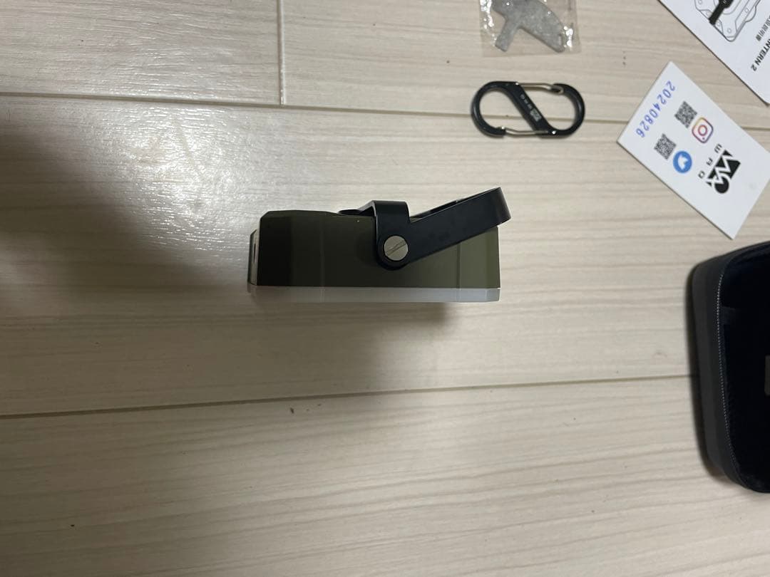 ＷＡＱ　LEDランタン2 オリーブグリーン 1600ルーメン